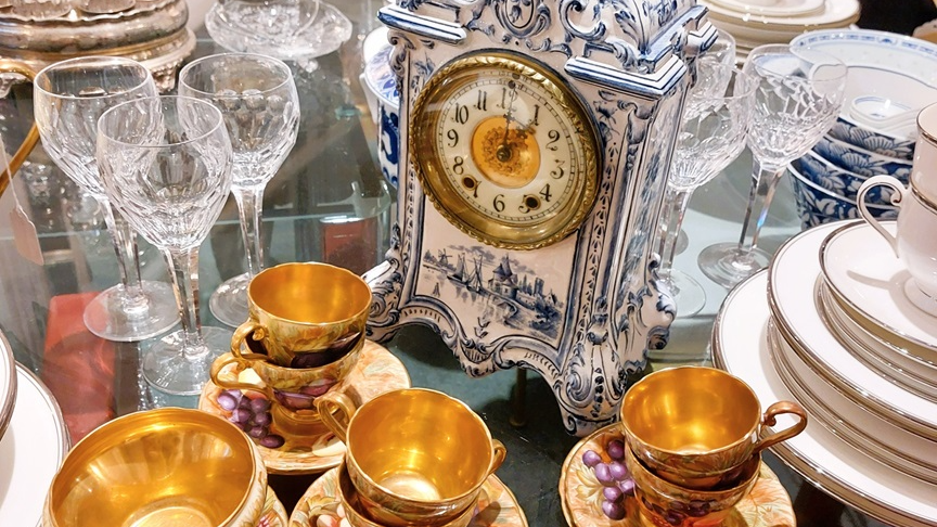 Picture for: Appraise Your Antiques