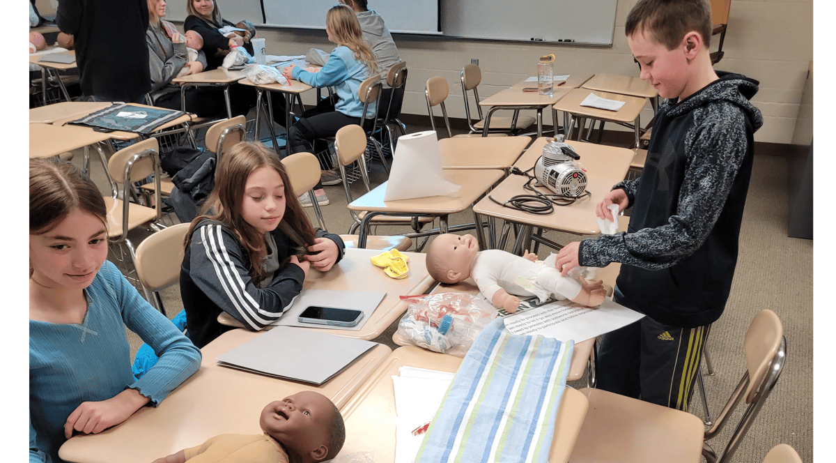 Picture for: Emergency Outfitters - Babysitting 101