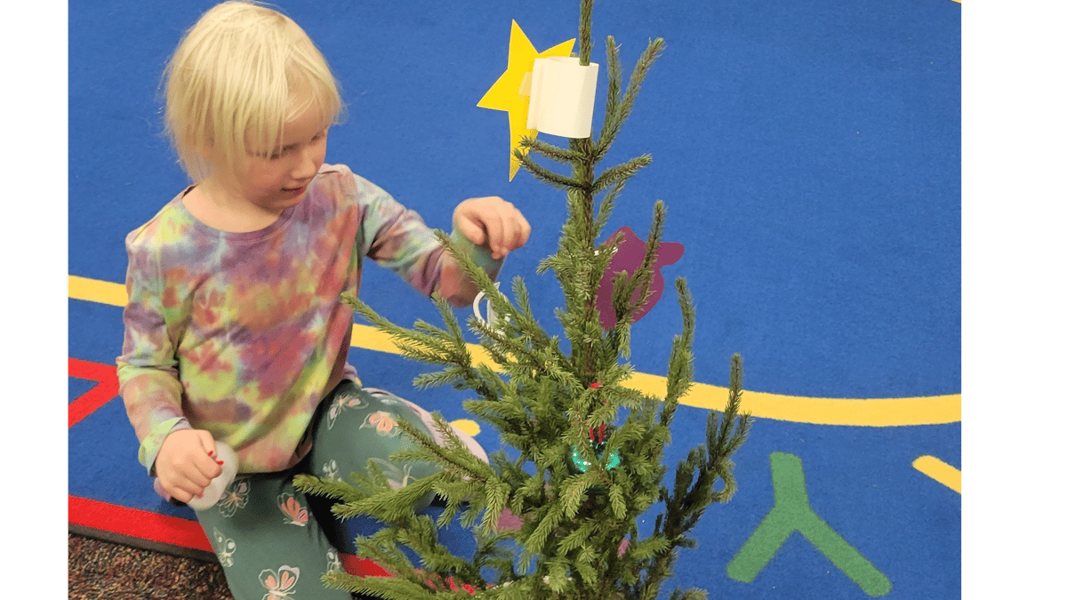 Picture for: Holiday Trim the Tree Age 2.5 - 5 Years
