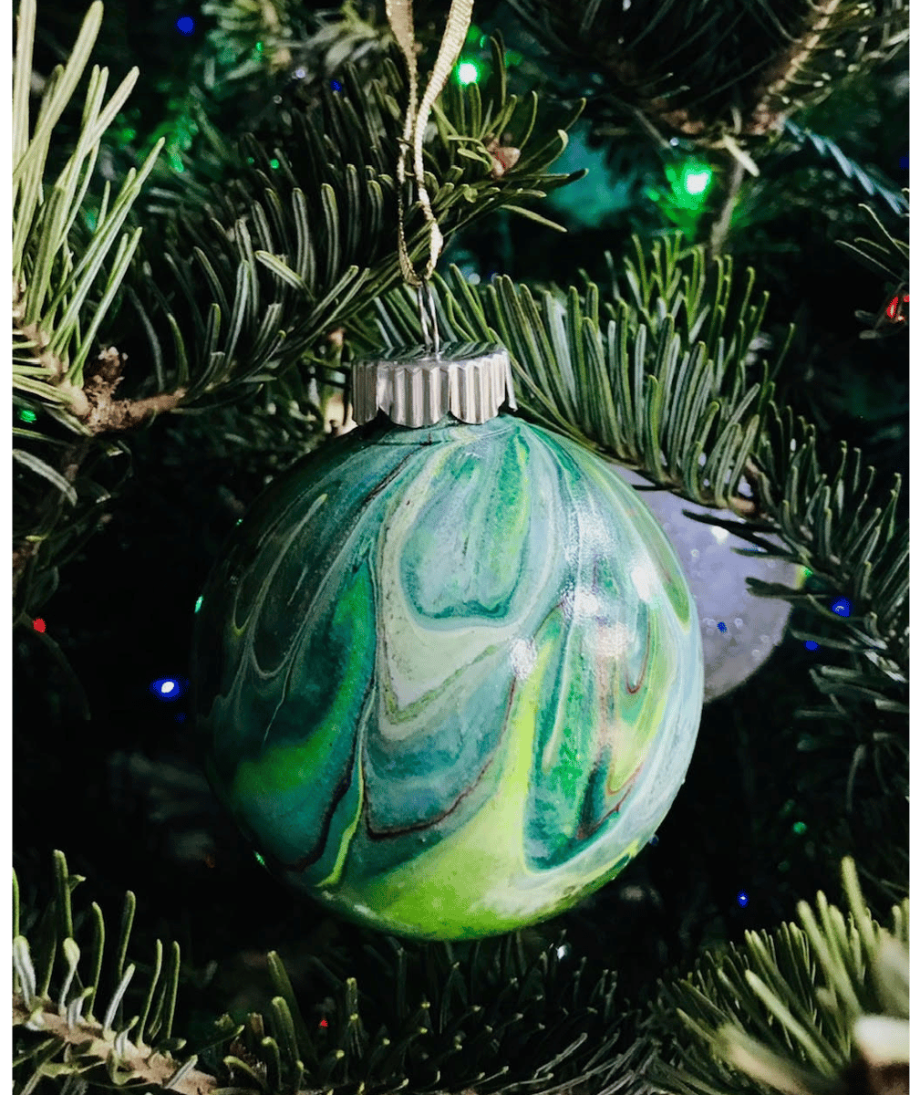 Picture for: Ornament Acrylic Pour