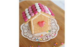 Picture for: Valentine Gingerbread House
