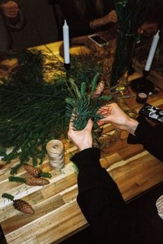 Picture for: Holiday Wreath Workshop