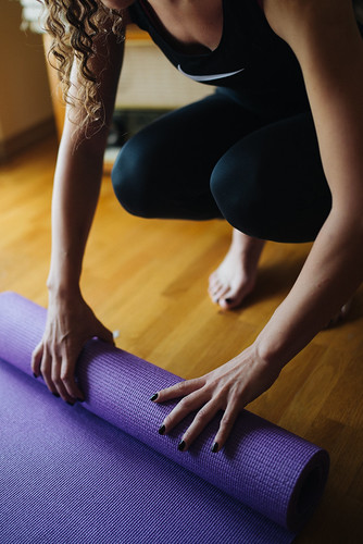 Picture for: Gentle Evening Yoga with Ellen