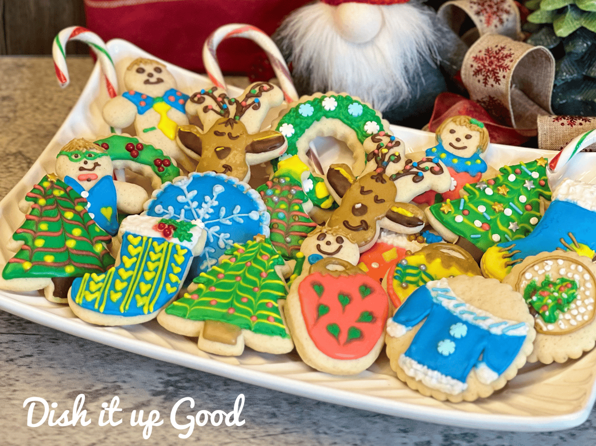Picture for: Holiday Cookie Workshop: Royal Icing & Bakery Black & White Cookies