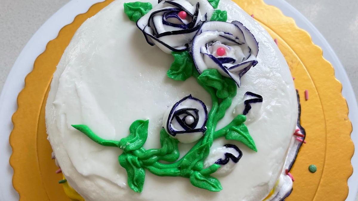 Picture for: Level 2 Cake Decorating