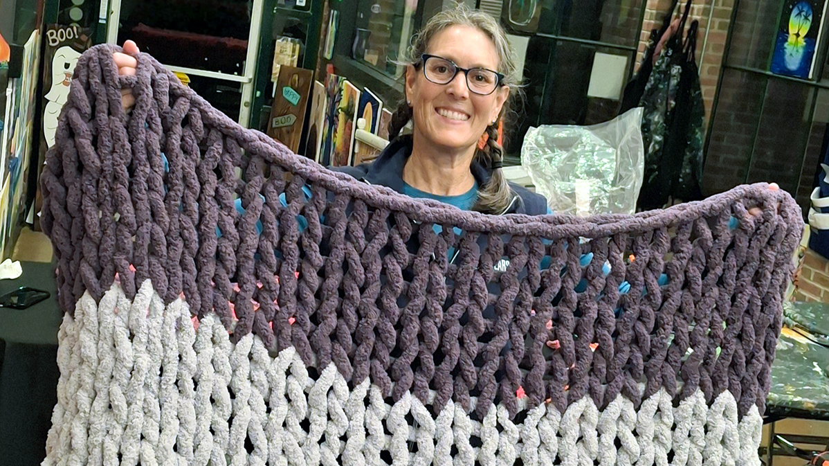 Picture for: Knit a Jumbo Chunky Throw Blanket (Family)