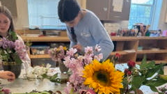 Picture for: Spring Floral Arranging (Family)