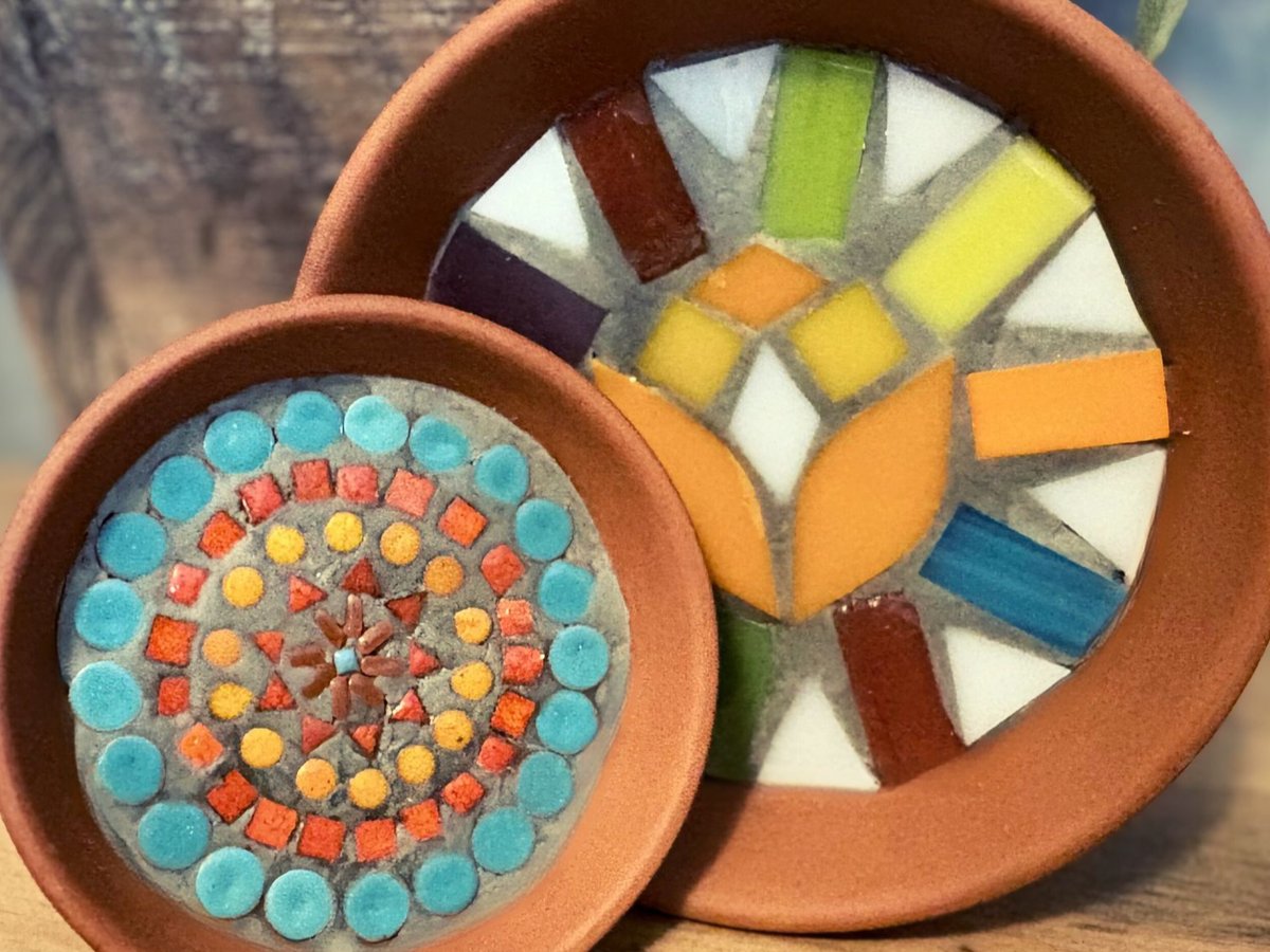 Picture for: Colorful Mosaic Tray: Gr. 5-Adult (Gr. K-4 w/Adult)