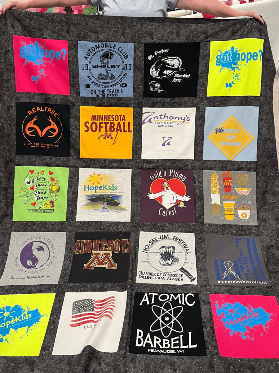 Picture for: T-Shirt / Jersey Quilt Class