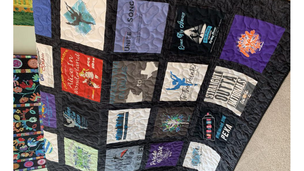Picture for: T-Shirt / Jersey Quilt Class Spring 2026