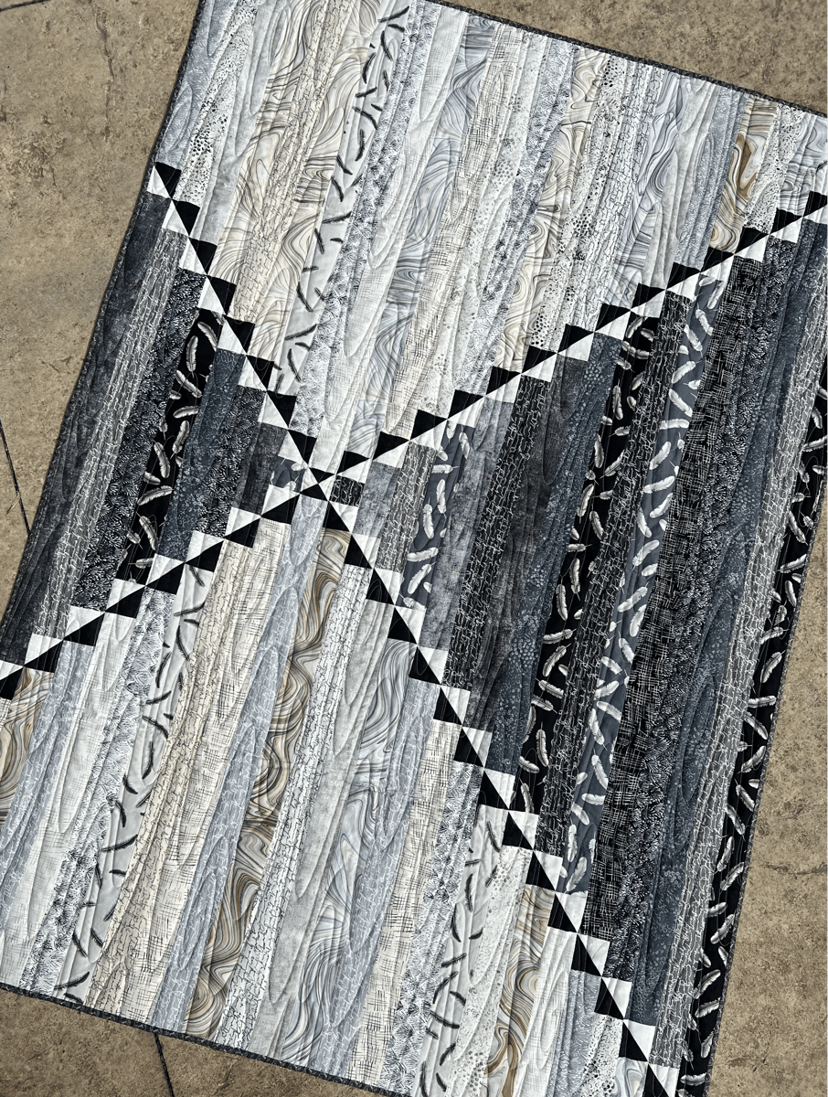 Picture for: Center Point Jelly Roll Quilt