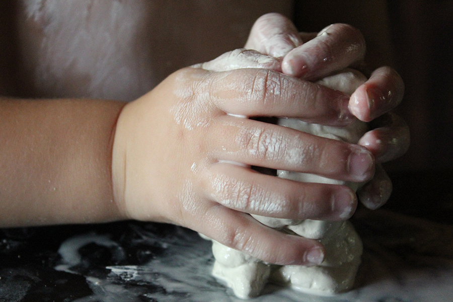 Picture for: Let's Play with Clay
