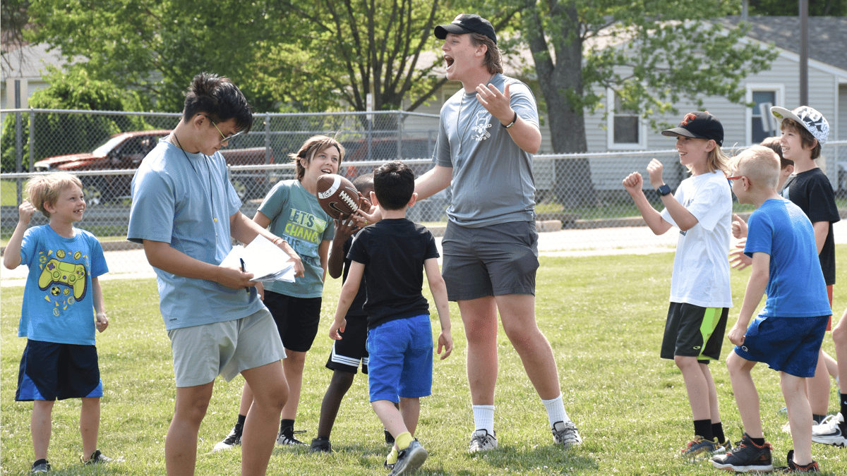Picture for: Flag Football Clinic