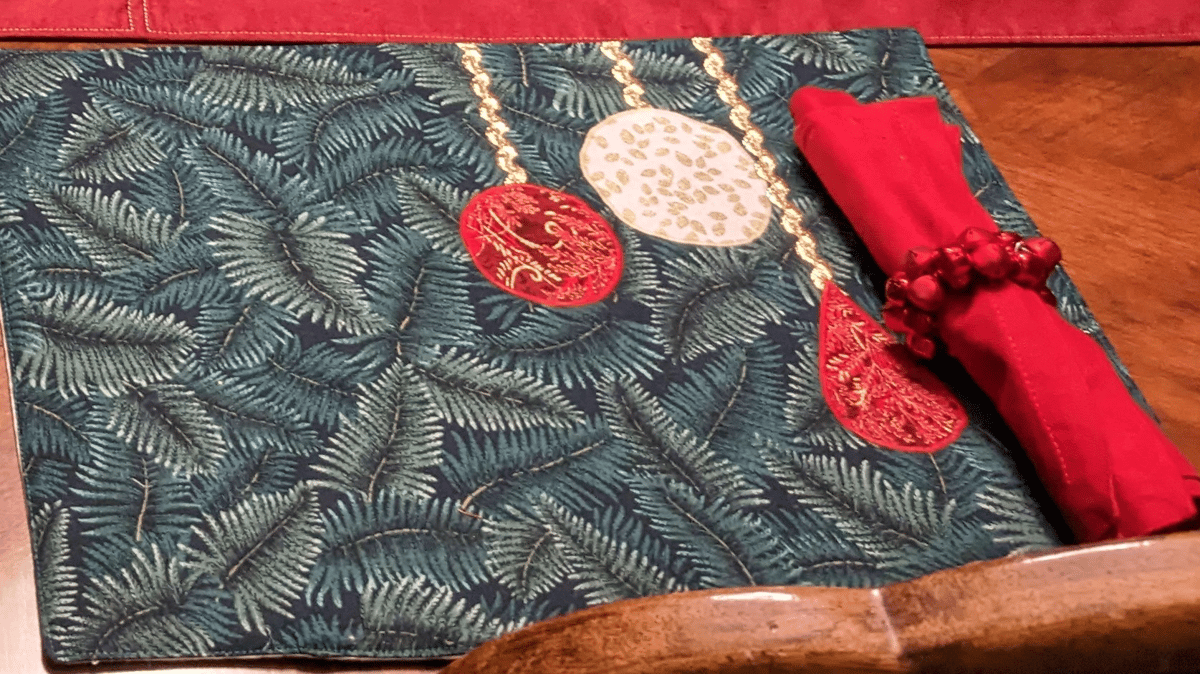 Picture for: Placemats & Table Runners