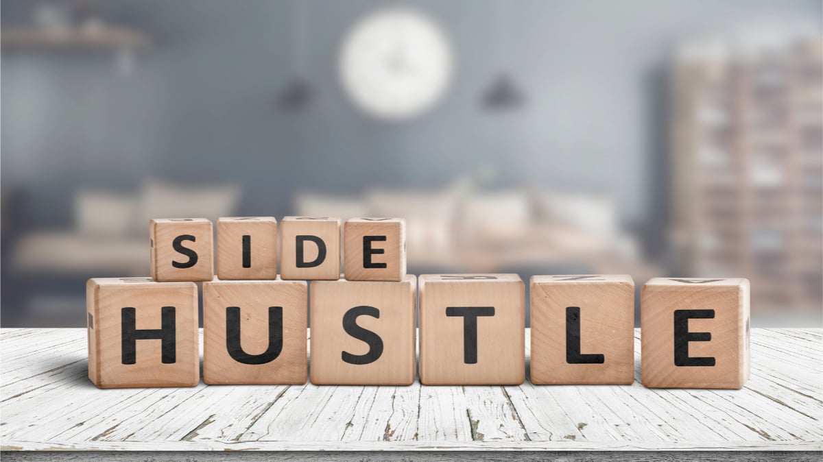 Picture for: TEENS: 50 Money Making Side Hustles [online]