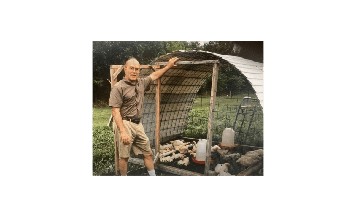 Picture for: Raising Backyard Chickens (Southwest) ONLINE