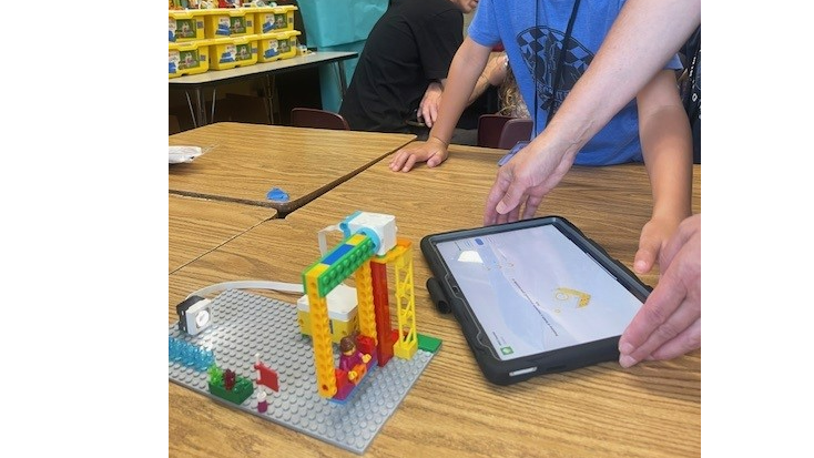 Picture for: Lego Robotics E2(Grades 4-6) Peggy Solensten and Ayan Hussein.