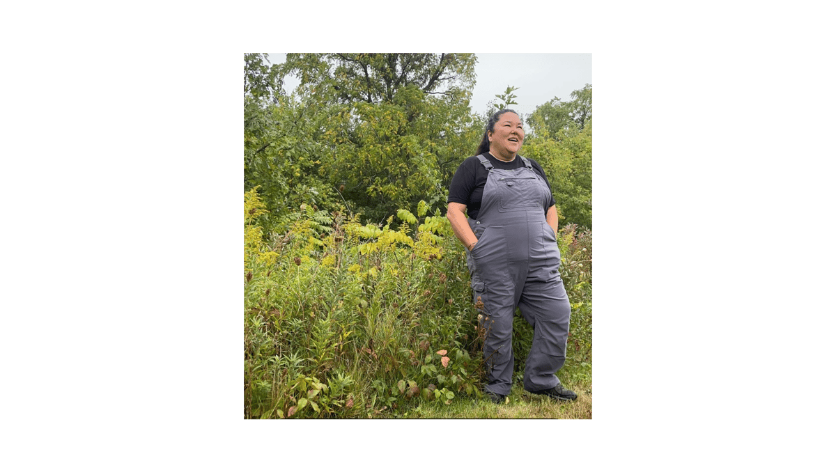 Picture for: Native American: Edible & Medicinal Plant Walk and Foraged Fermented Snacks w/ Linda & Luke Black Elk (Southwest)