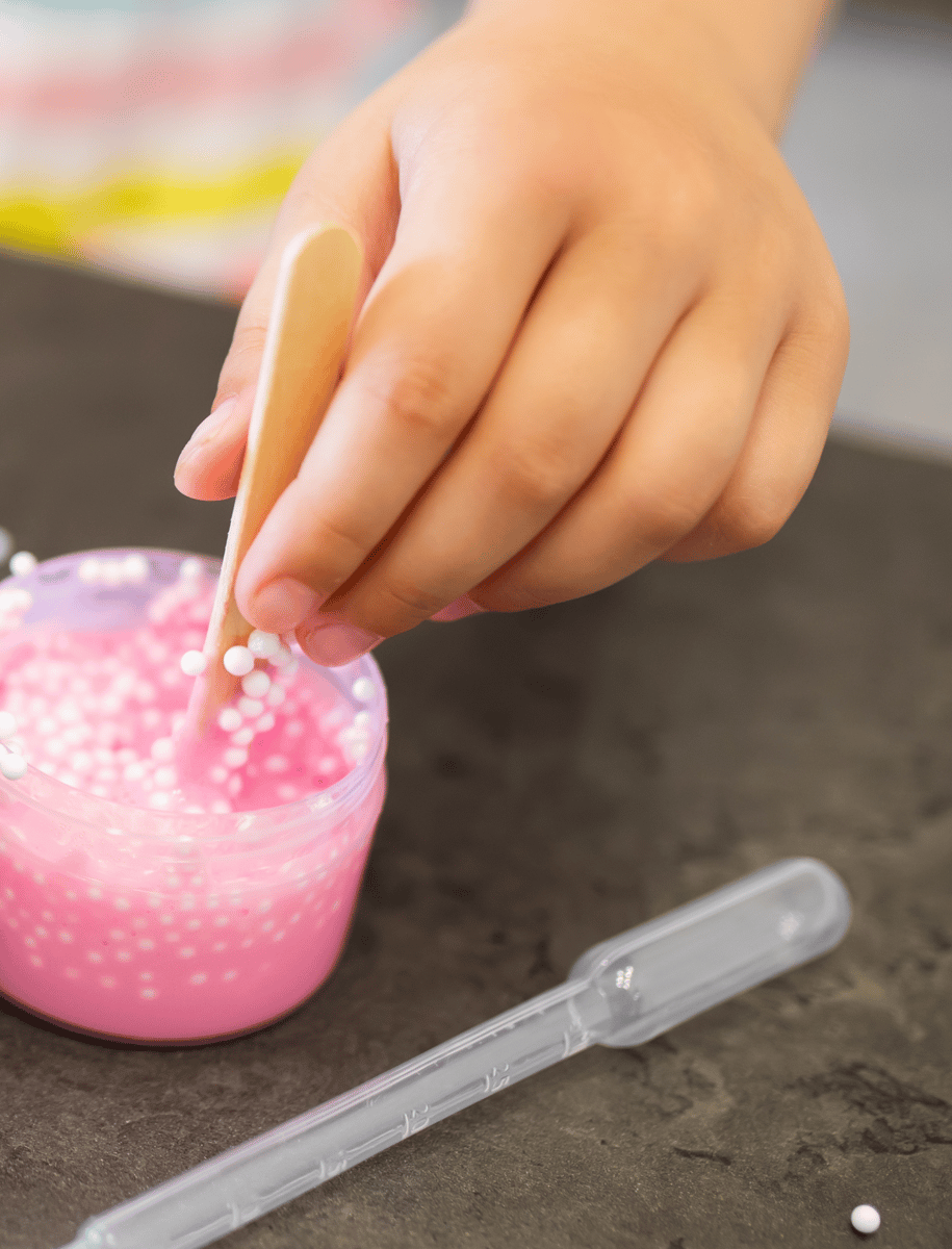 Picture for: Slime & Art Squad (Grades K-1)