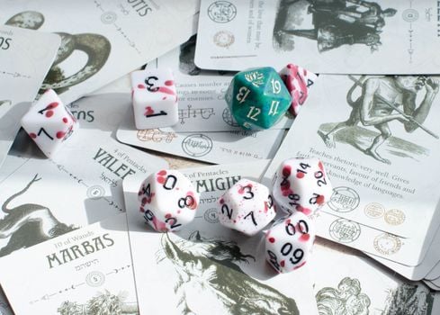 Picture for: Dungeons & Dragons / Calabozos y Dragones (Bancroft) Gr. 3-5