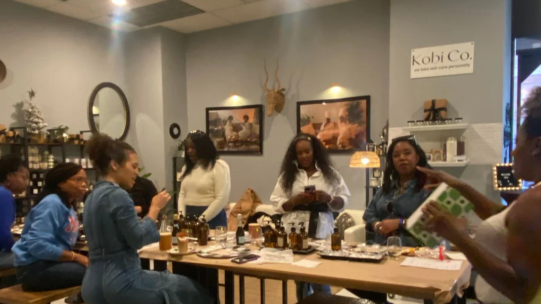 Picture for: Hand-Poured Candle Making: Craft a Signature Scent (Summer)
