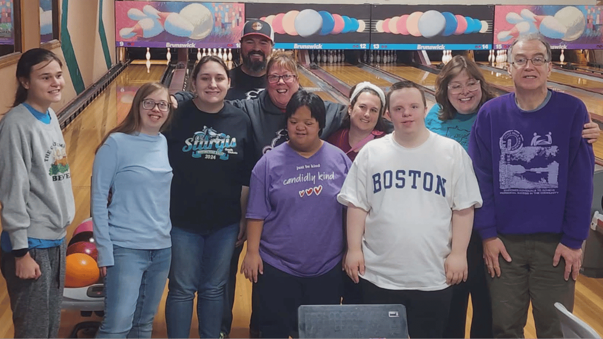 Picture for: Adults with Exceptional Abilities: BOWLING & PIZZA
