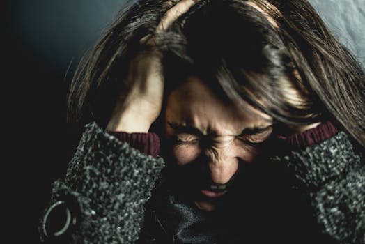 Picture for: Accupressure to Relieve Migraines, Headaches, Nausea & Vertigo Online via Zoom
