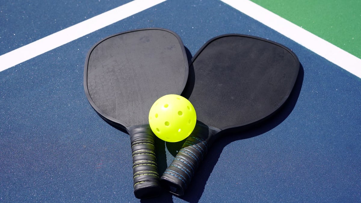 Introduction to Pickleball - ISD 191 Burnsville-Eagan-Savage