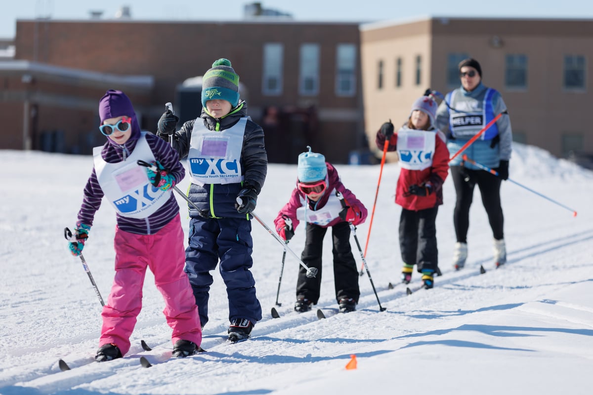 Picture for: Cross Country Skiing