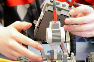 Picture for: Robotics Club: Gr. 5-8