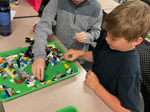 Picture for: LEGO Explorers