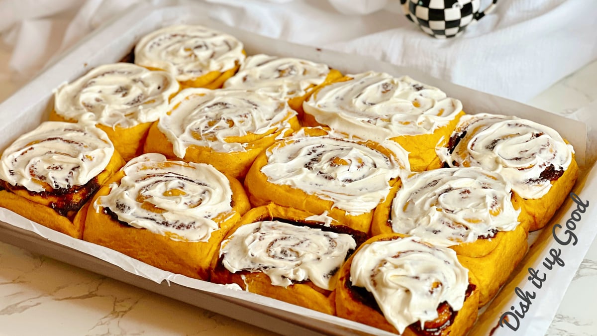 Picture for: Cinnamon Crunch Bagels & Pumpkin-Spice Cinnamon Rolls