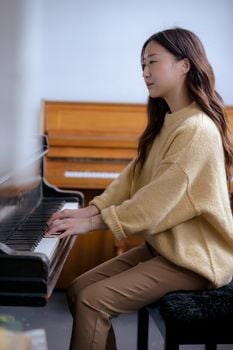 Picture for: Instant Piano for Hopelessly Busy People