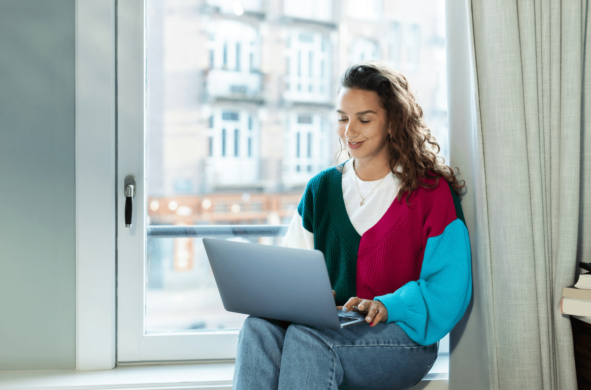 Picture for: For Teens: 50 Money Making Side Hustles (ages 13-18)