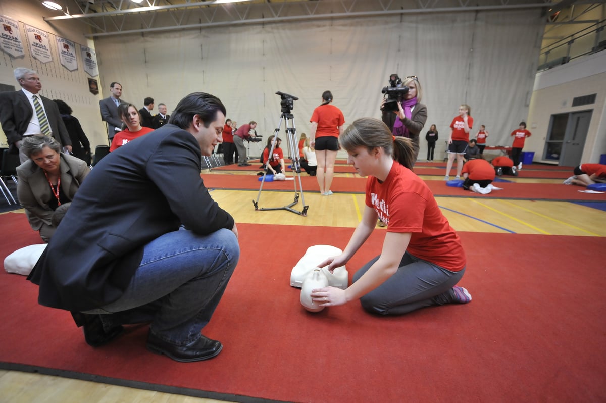 Picture for: American Heart Association Heartsaver® CPR AED & First Aid Training Certification Course