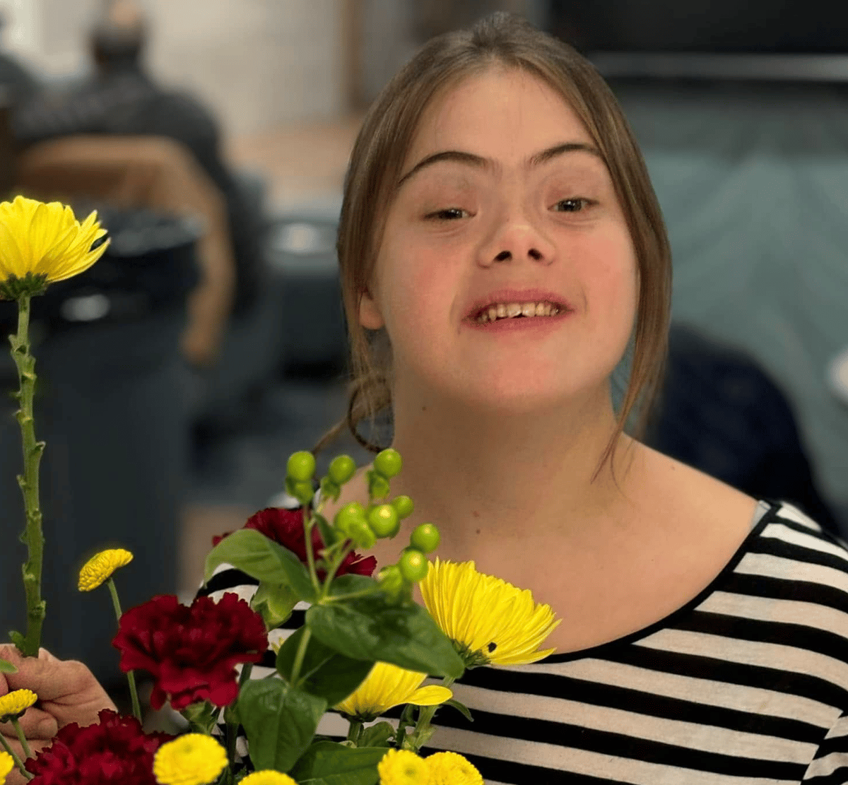Picture for: Holiday Flower Arranging (adaptive)