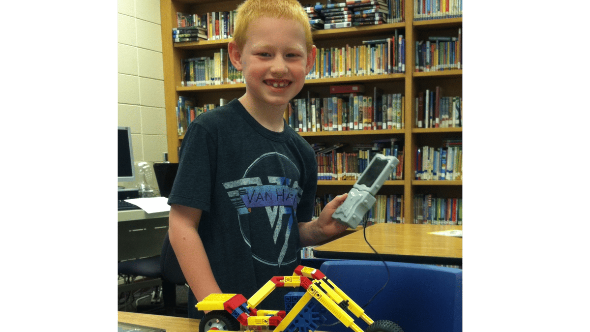 Picture for: Solar Robots