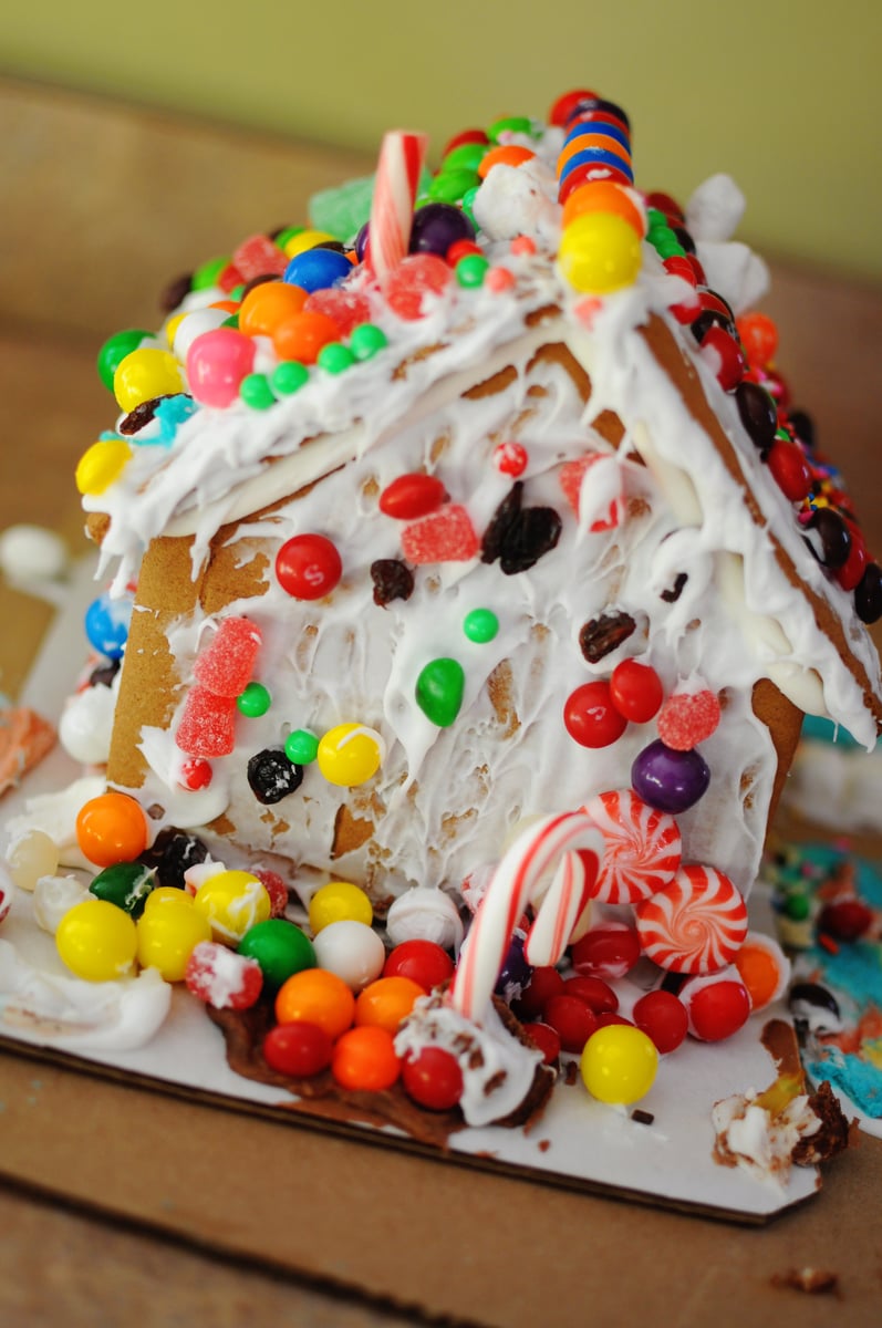Picture for: Gingerbread House Making