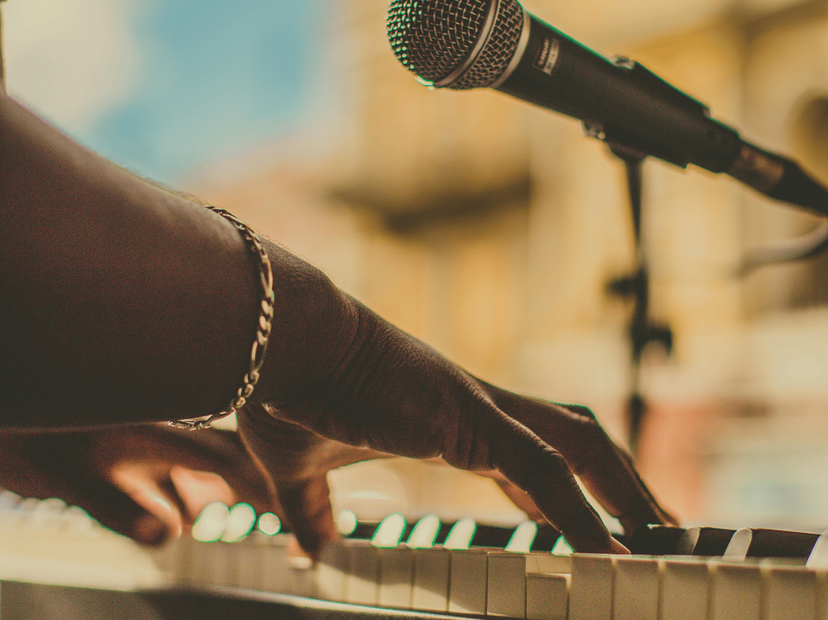 Picture for: Kelle's Private Voice or Piano Lessons: Age 7+