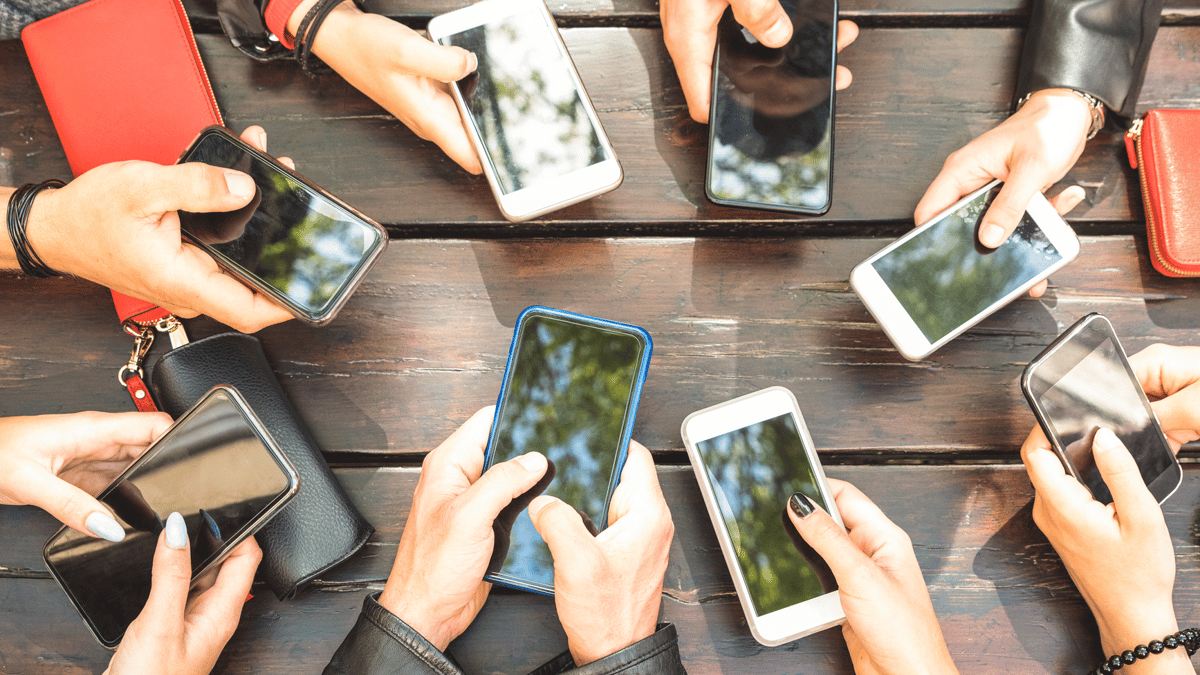 Picture for: Smartphone 2