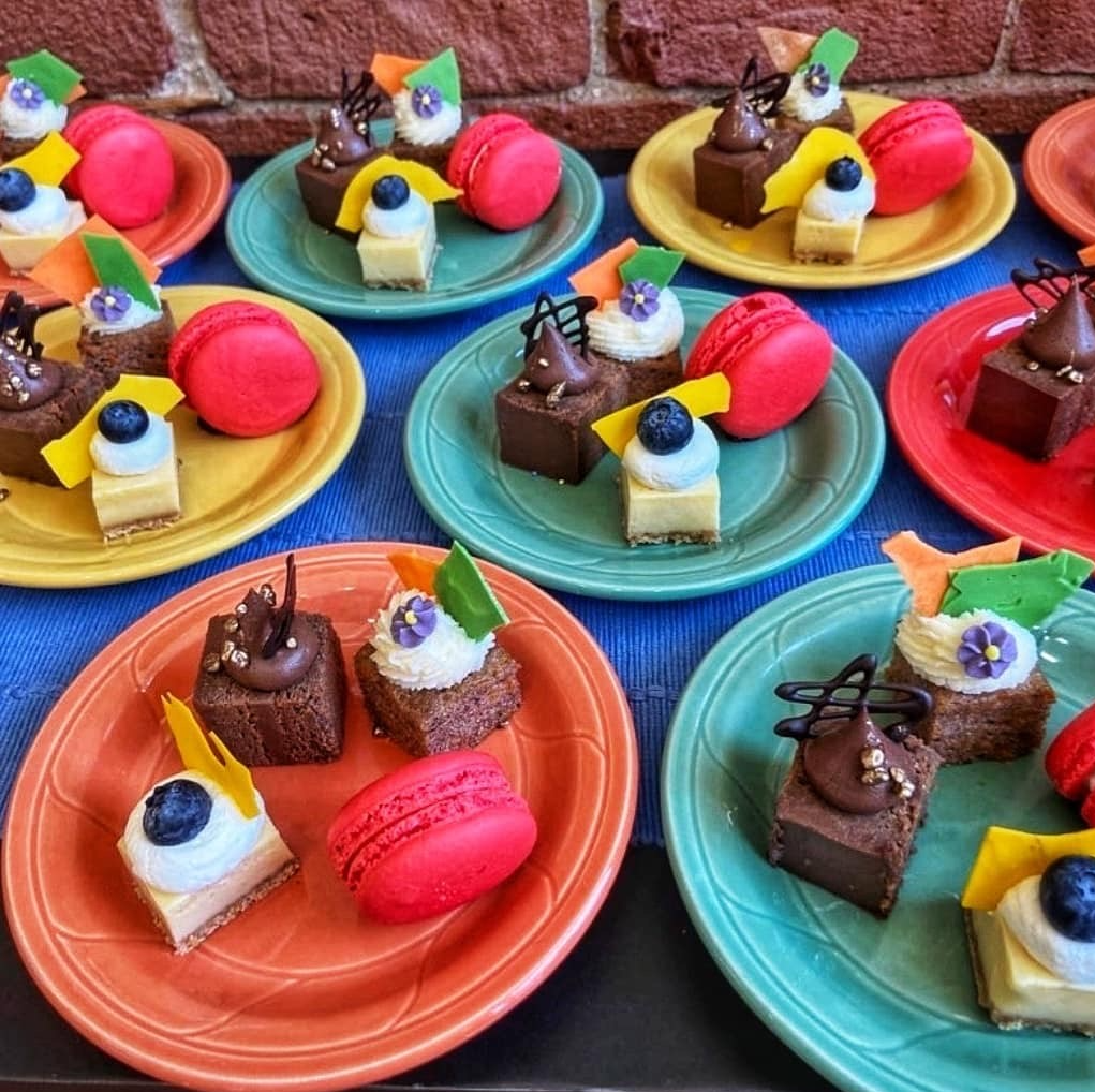 Picture for: Savor & Stroll: A Culinary Walking Tour of Downtown Hudson