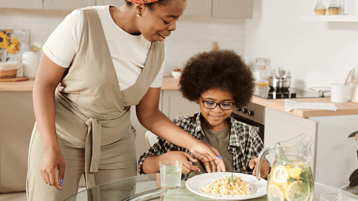 Picture for: Creamy Stovetop Mac & Cheese from Scratch (Adult + Child)