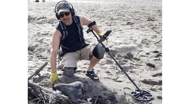 Course Introduction to Metal Detecting and Treasure Hunting image 1
