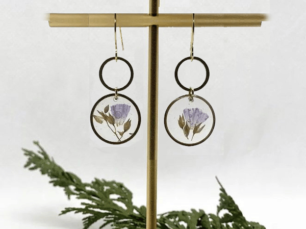 Course Resin Earrings Workshop image 1