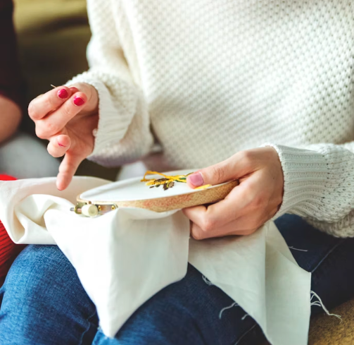 Course Embroidery for Beginners image 1