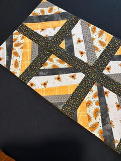 Course NEW | Quilt Block Table Runner image 1