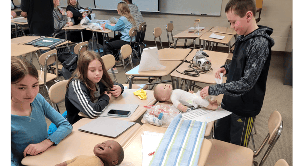 Picture for: Emergency Outfitters - Babysitting 101