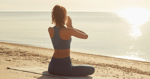 Course Yoga on the Beach image 1