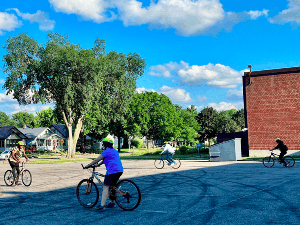 Course Adult Learn to Ride ~ Aprender a montar bicicleta para adultos image 1