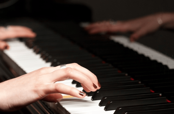 Picture for: Instant Piano for Hopelessly Busy People